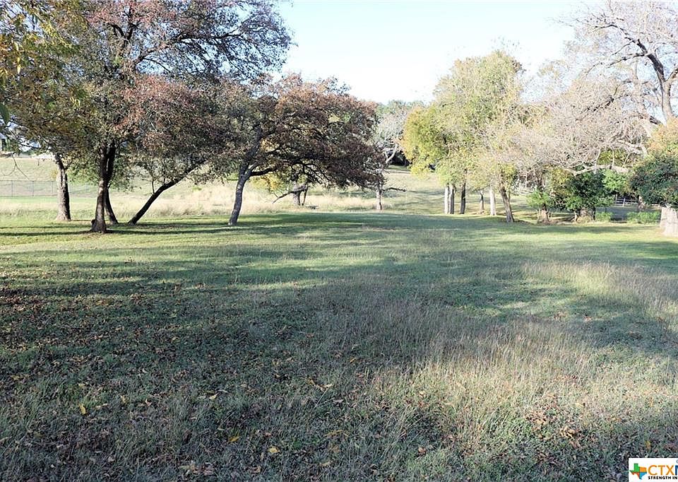 1st image of 808 Mill Creek Dr