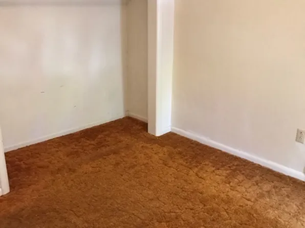 JGOFF Doyle, 106 N 6th St APT 2, Miles City, MT 59301