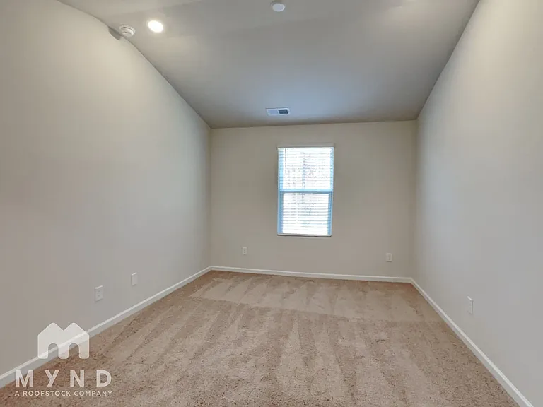 180 Everglade Way — Photo 10