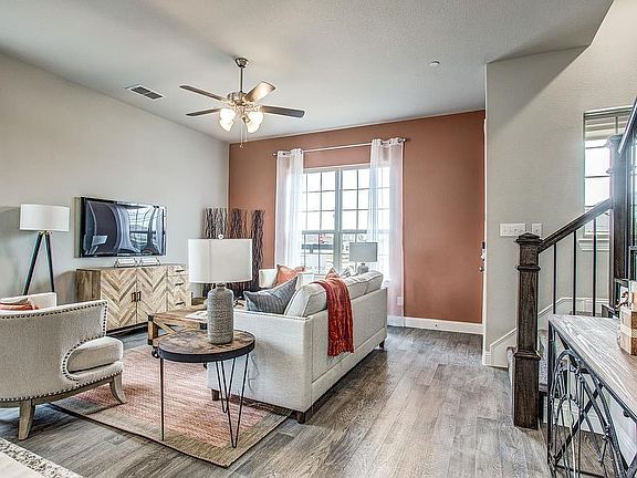 3rd image of 12774 Perrin Ln