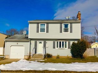 531 Shaver Dr, Florence, NJ 08518
