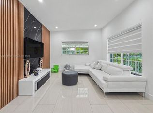 Poincianna Manor Sec 2, North Miami, FL 33161