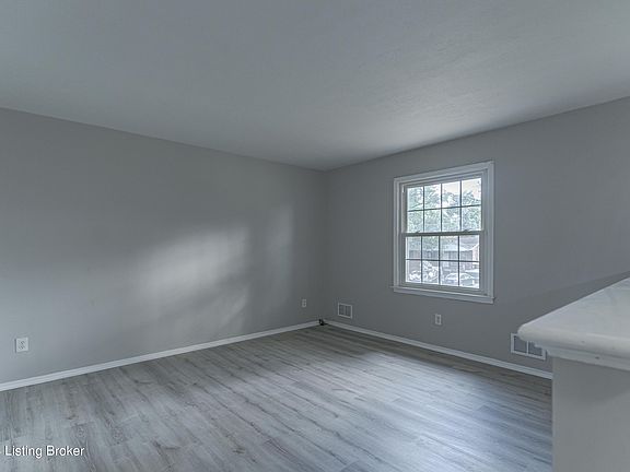 5th image of 5215 Benson Ct