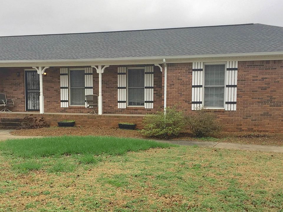 1st image of 102 Chinaberry Ln N
