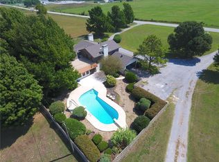 18811 N Mount Olive Rd, Gravette, AR 72736