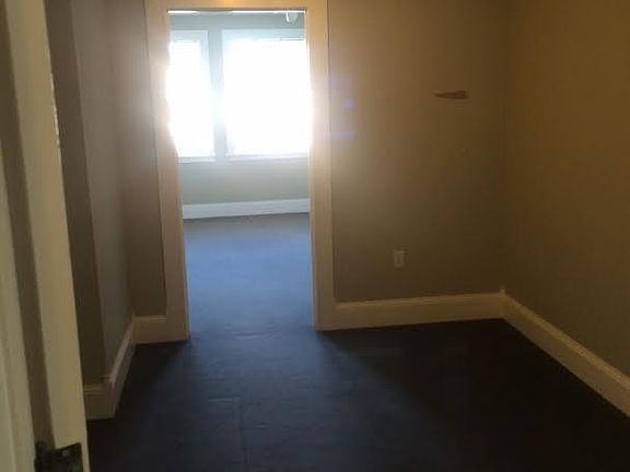 4th image of 329 W Railroad Ave Ofc #