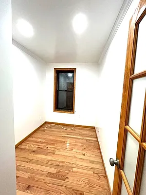 Rented by Douglas Elliman | media 14