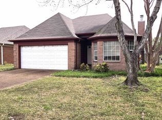 2216 Lake Springs Ln, Cordova, TN 38016