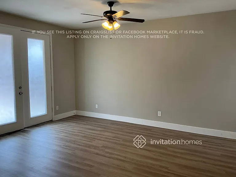 1935 N Lazona Dr — Photo 3