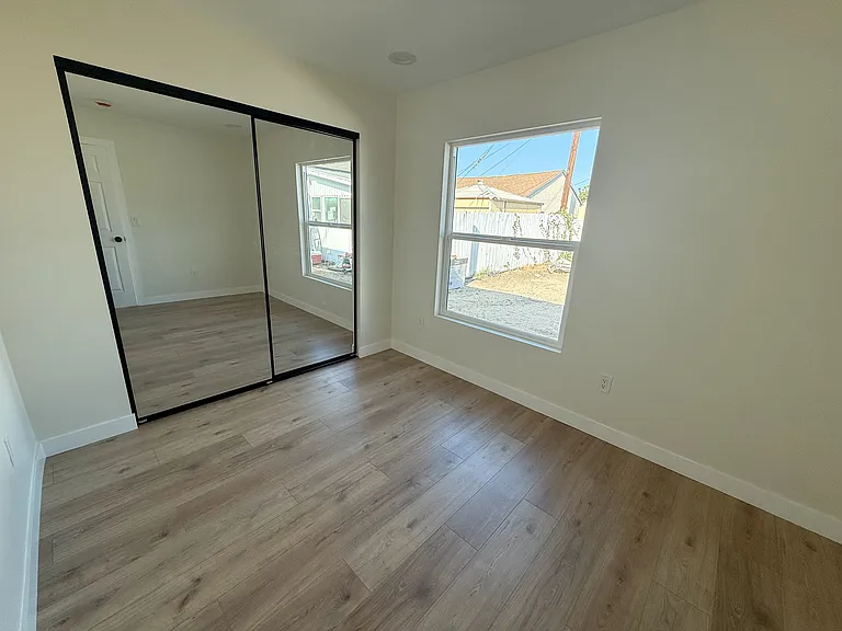 11405 E Lindale St — Photo 9