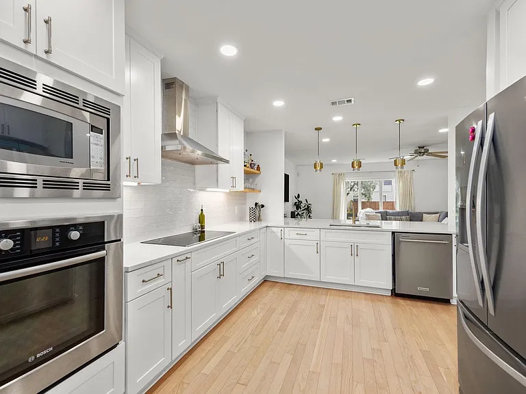 945 Dorothy St — Photo 10