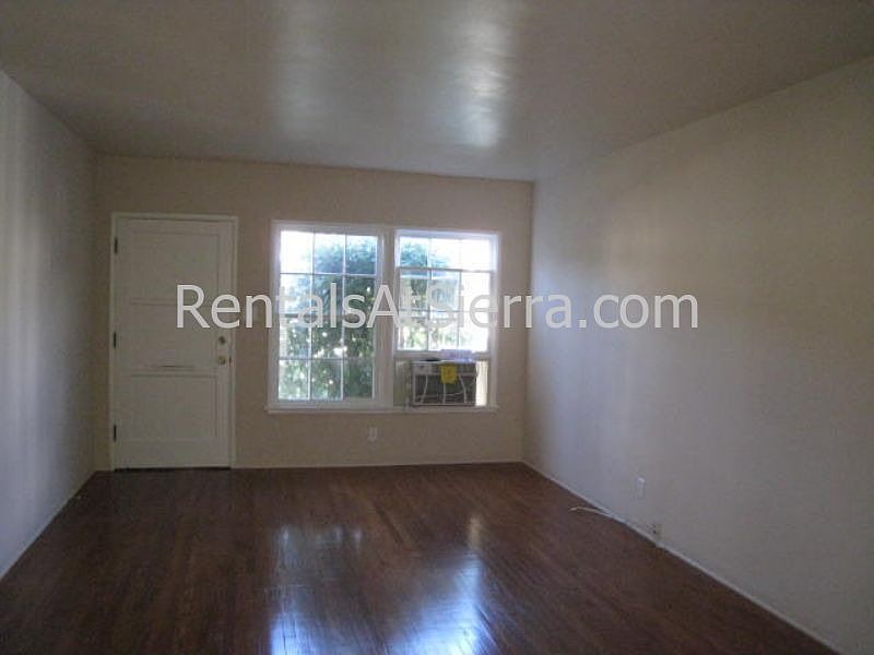 1st image of 11663 Magnolia Blvd