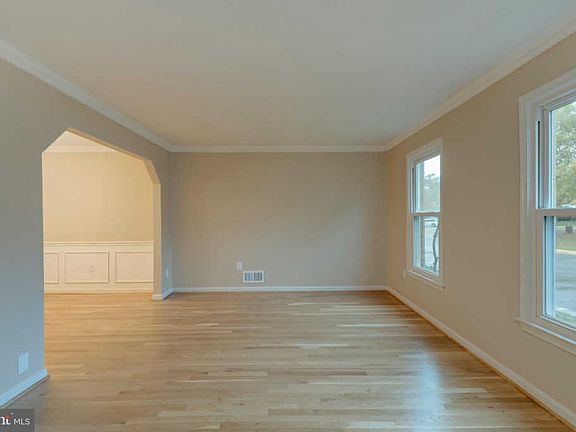 5th image of 7921 Yancey Dr