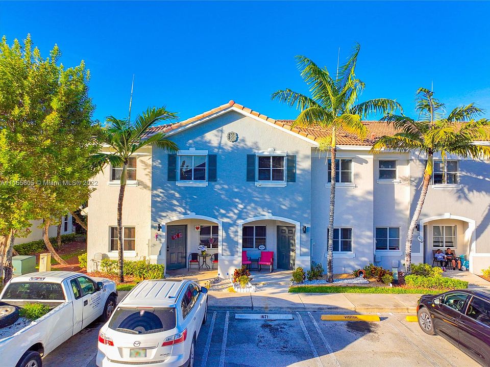 1st image of 1671 SE 30th St #1671
