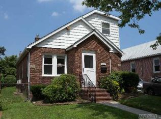 17407 Gladwin Ave, Flushing, NY 11365