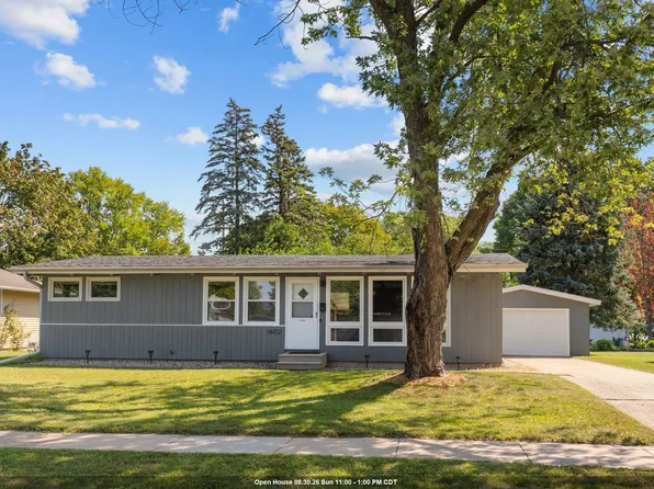 1602 Doemel St, Oshkosh, WI 54901