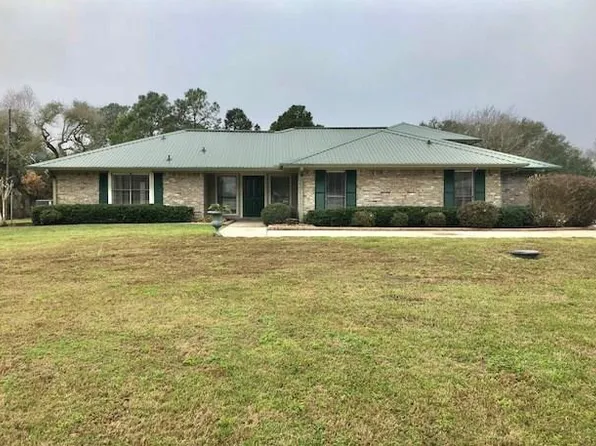 199 County Road 341, El Campo, TX 77437