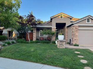 1764 Roadrunner Dr, Roseville, CA 95747