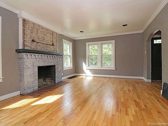 3rd image of 1435 Rose St