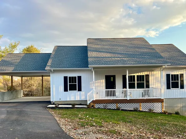 2421 Cannaday Rd NE, Roanoke, VA 24012