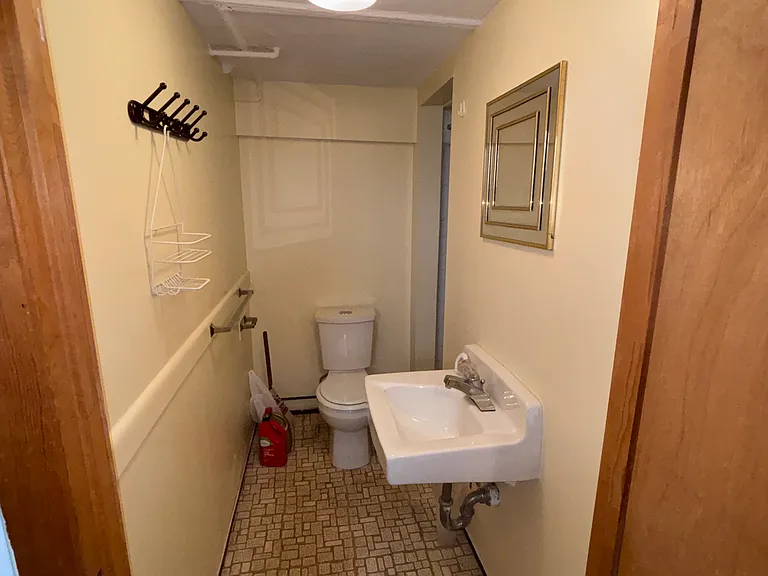 46 Marlboro St — Photo 23