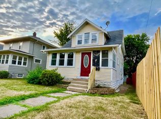 1743 7th St E #1 & 2, Saint Paul, MN 55106