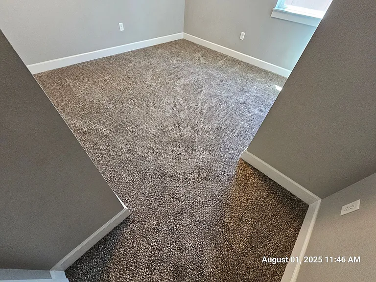 3530 NE Hembree St — Photo 12