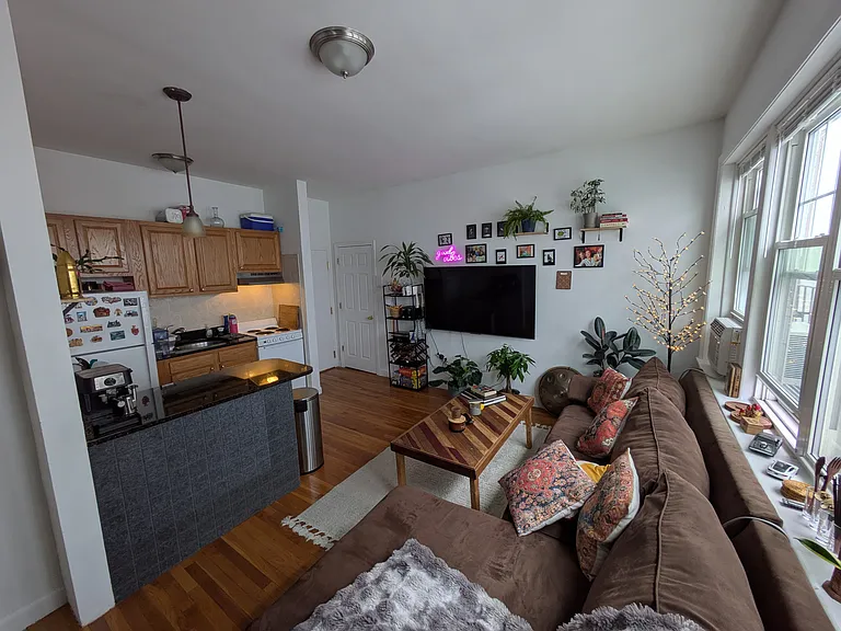 4 Ellsworth Ave #32 — Photo 8
