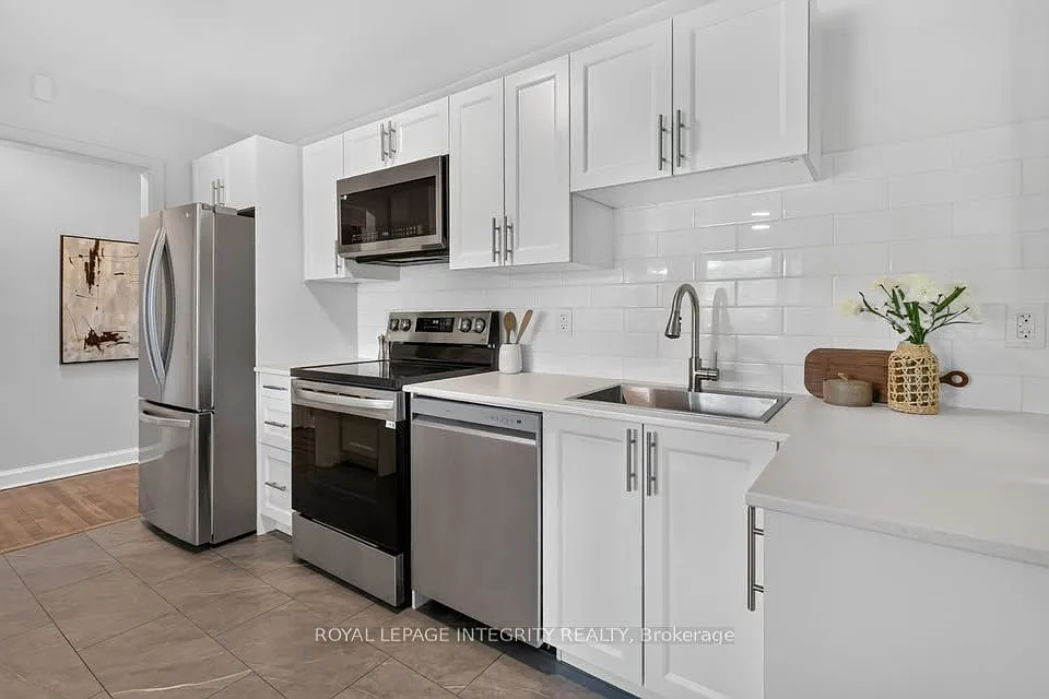 3 bed, $2,600 — Photo 4