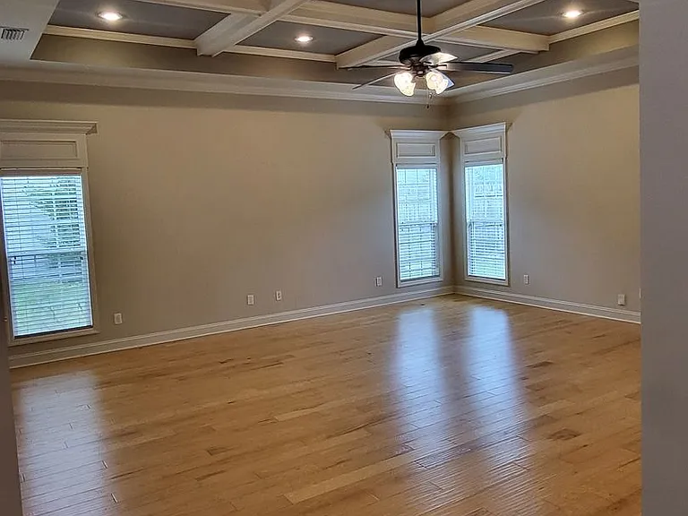 5162 Village Way — Photo 5