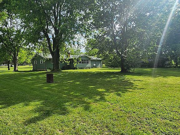4th image of 16971 Kneedler St