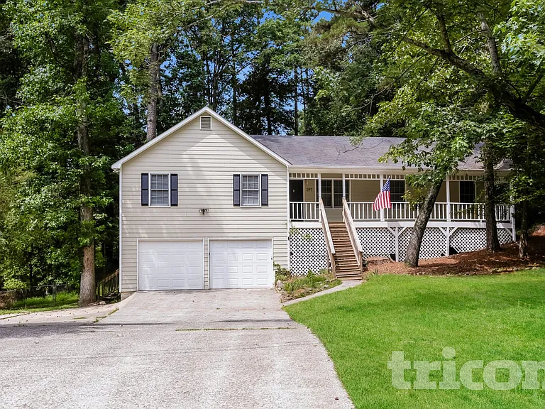 297 N Briar Rdg — Photo 1