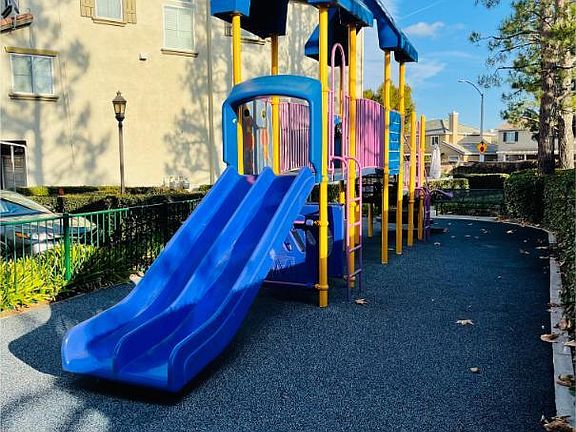 4th image of 33590 Willow Haven Ln #102-102-1