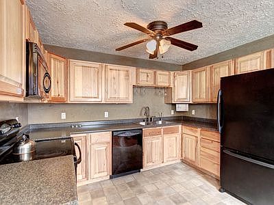 4th image of 4816 Highland Ct