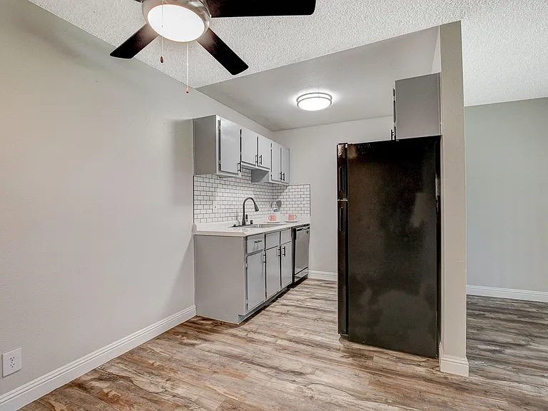 Cameron Apartments For Rent in Las Vegas