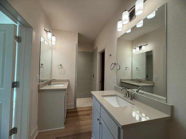 106 Kirkland St — Photo 12