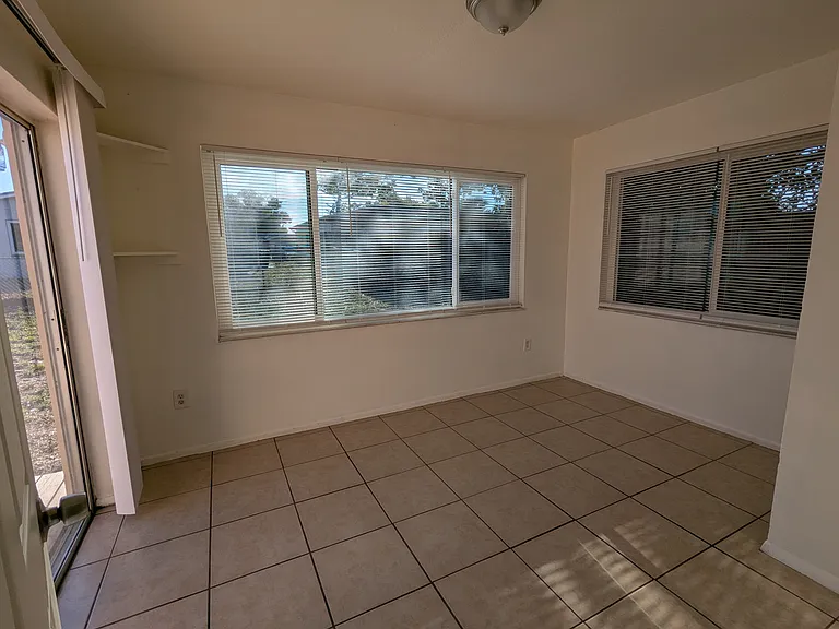 9310 Whitman Ln — Photo 8