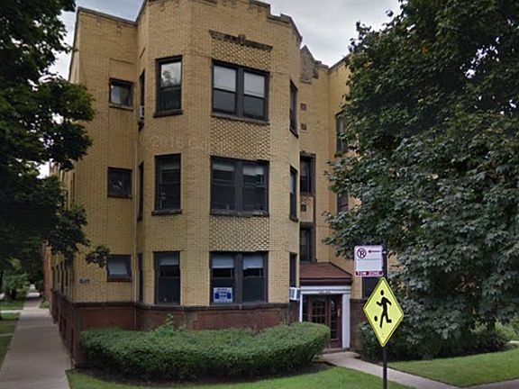 2nd image of 2540 W Sunnyside Ave #1