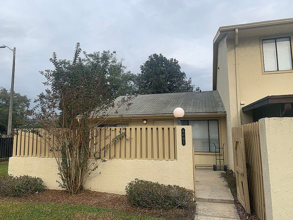 1st image of 9001 Pebble Creek Dr