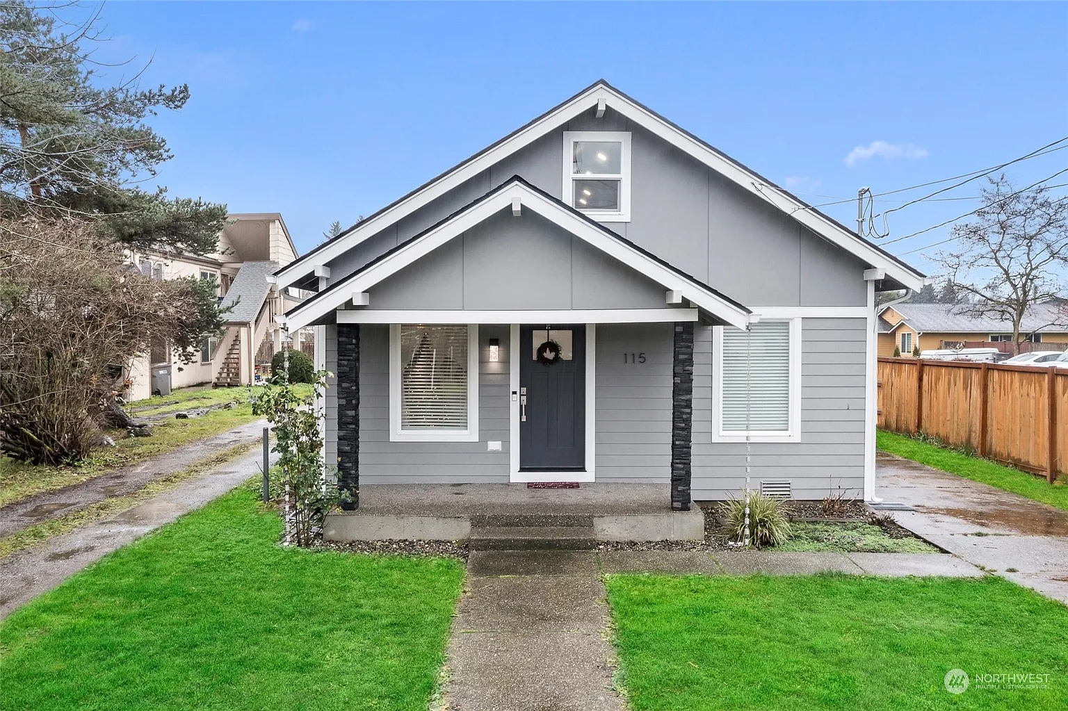 115 3rd Avenue SW photo 1
