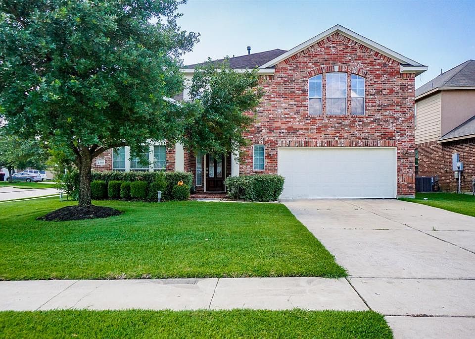 1st image of 23703 Fairport Harbor Ln