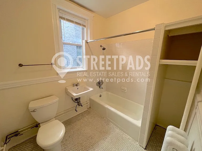 83 Park Dr #22 — Photo 11