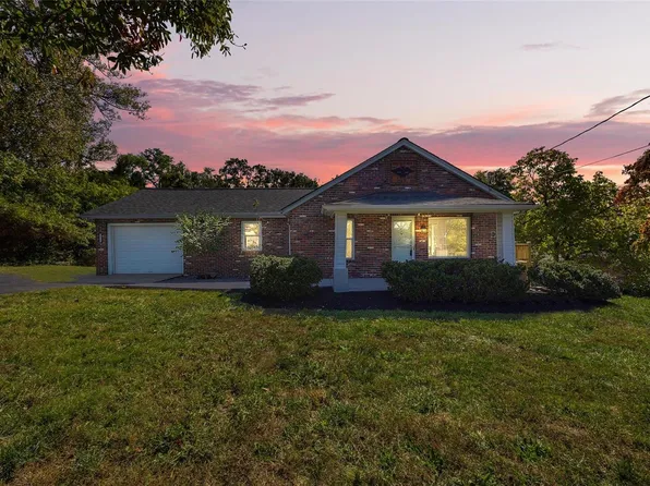 1014 Miller Rd, Imperial, MO 63052