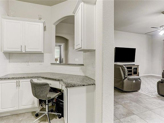 5th image of 16433 Pienza Dr