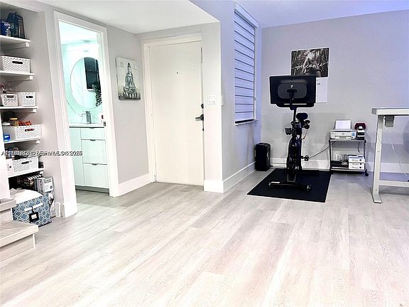 3rd image of 20200 W Country Club Dr APT 112