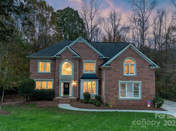 5403 Silver Creek Dr, Waxhaw, NC 28173