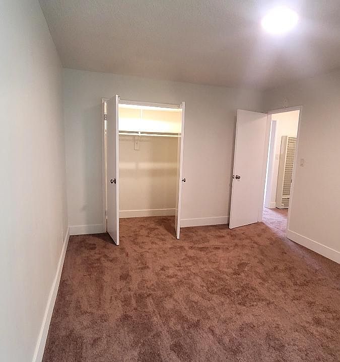 1st image of 313 E Plymouth St APT 1