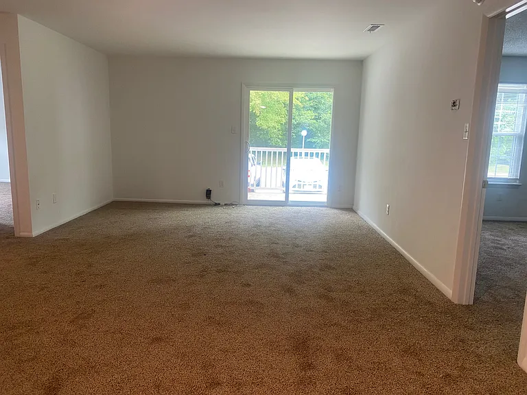 1321 Destination Ln — Photo 2