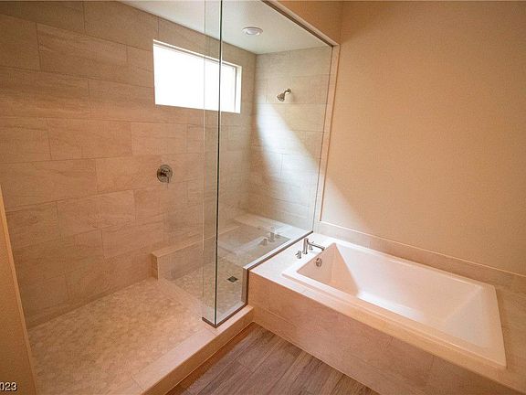 5th image of 4285 Swift St #0
