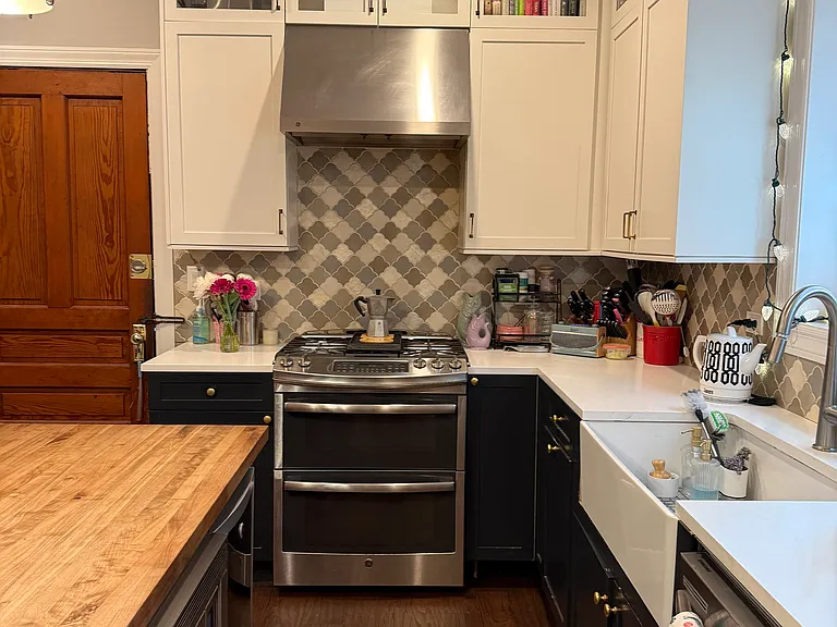1815 N Paulina St #1 — Photo 8